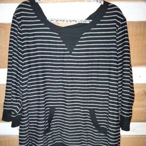 Quarter length sleeve sweater